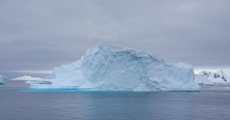iceberg en antarctique © Stéphane
