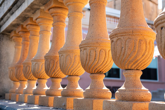 Pilares
