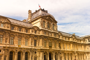 louvre museum paris 