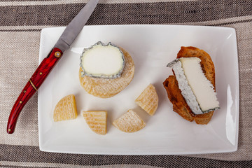 french goat's milk cheeses with toast