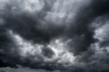 Obraz premium dark storm clouds with background,Dark clouds before a thunder-storm.