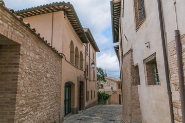 Fototapeta na wymiar Centro storico di Nocera Umbra, la città medievale delle acqua
