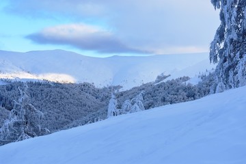 Obraz premium Winter mountains landscape