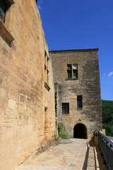 Fototapeta na wymiar medieval building (museum) in Les Eyzies-de-Tayac (france)