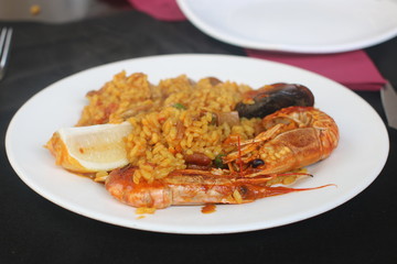 plate of spanish seafood paella