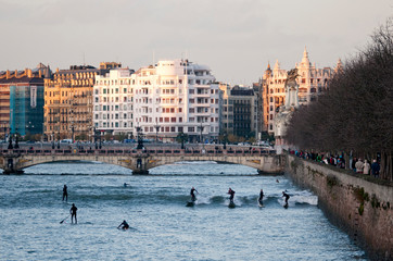 Fototapeta premium san sebastian donostia rider surfing