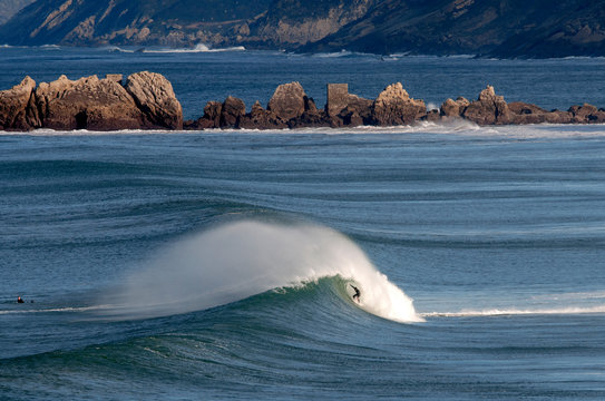 Zarautz surf olas basque country 