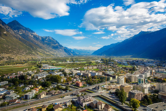 Martigny Bilder Durchsuchen 1,308 Archivfotos, und
