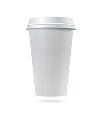 White paper coffee cup with plastic lid. Realistic vector mockup, 3D illustration, empty object on a white background. Drink , tea, lemonade, juice, container, soup. Template for your design.