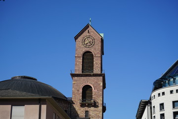 Fototapeta na wymiar Kirchturm St. Stephan, Karlsruhe
