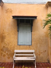 Fototapeta na wymiar old door in the wall