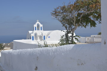 La blancheur de tes murs