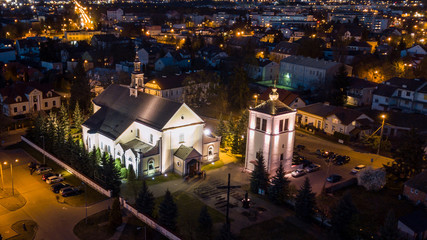 Fototapeta na wymiar Kościół nocą