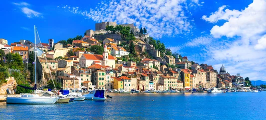 Fotobehang Mooie plekjes van Kroatië - prachtige middeleeuwse kustplaats Sibenik in Dalmatië © Freesurf