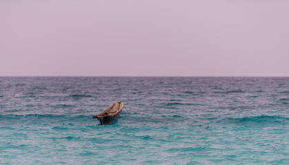 Fototapeta premium Sunrise boat