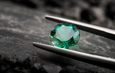 The emerald gemstone jewelry cut.
