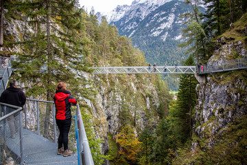 Panoramabrücke der Leutaschklamm in Mittenwald