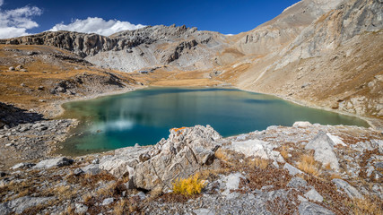 Lac Premier et Refuge du Chambeyron - First Lake and the Chambeyron's refuge