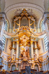 Fototapeta na wymiar Interiors of Frauenkirche (Church of Our Lady), Dresden, Germany