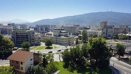 Fototapeta na wymiar view over skopje from the fortress