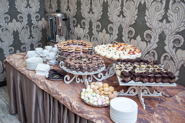 Sweet table at the wedding. Decoration trends.