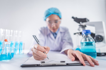 Researchers are working on product development. Modern innovation Invented in the laboratory