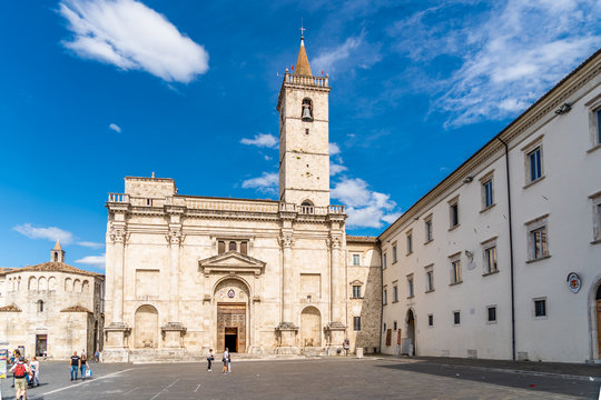 The Cathedral of St. Emidio and the Baptistery of San Giovanni in Arringo Square of Ascoli Piceno, Italy.