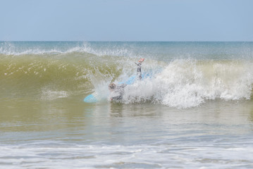 surfer accidentally nosedive pearling