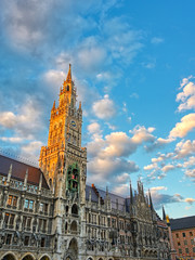 Naklejka premium The New Town Hall located in the Marienplatz in Munich, Germany