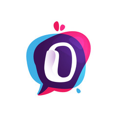 O letter chat app logo at colorful watercolor splash background.