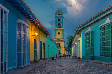 Trinidad, Cuba, ciudad colonial y colorida detenida en el tiempo, destino turistico del caribe.
