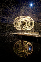 crazy ball light trails from steel wool