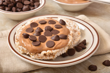 Ricke cakes with peanut butter and chocolate chips