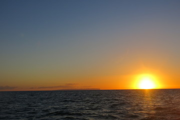 Naklejka na ściany i meble The Nā Pali Coast sunset1