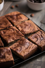 Gâteau marbré chocolat banane fait maison
