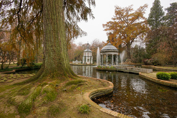 Fototapeta na wymiar Chinesco garden. Gardens of Aranjuez, Madrid. Spain