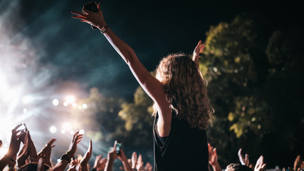Feel the vibe