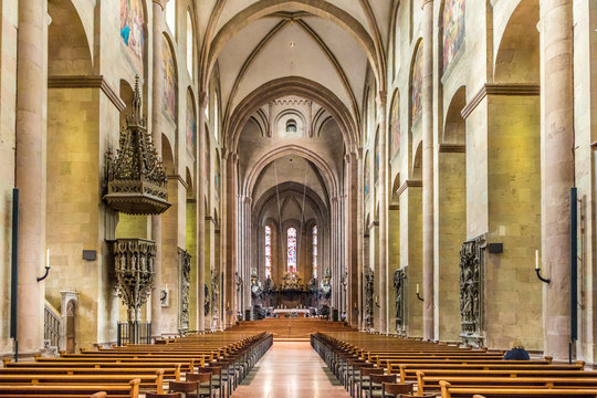 panoramic inside view of the  Dom cathedral in Mainz
