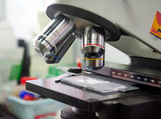 This is a microscope used for the detection of pathogens such as bacteria, fungi, protozoa. and malaria etc. Suitable for scientists Medical technologist and medical scientists