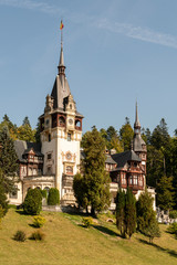 Paisaje con castillo en Rumanía