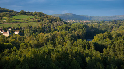 Fototapeta na wymiar Vallée des Rocs im Tal der Dordogne in Frankreich