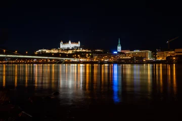 Foto op Plexiglas Bratislava's famous Castle on top of the hill captured shortly after sunset © Michal