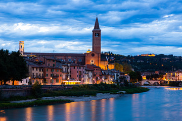 Fototapeta premium Church of Saint Anastasia in Verona at twilight