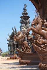 Fototapeta premium statue in thai temple