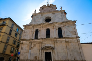Fototapeta na wymiar ミラノ サン・マウリツィオ教会