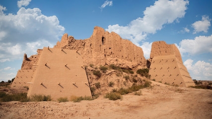 Fototapeta na wymiar Uzbekistan Kyzyl-Kala is a unique architectural monument of the 12th century of Ancient Khorezm of the Kushan-Afrigid period of ancient history. It existed until the invasion of Genghis Khan.