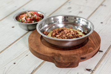 Fondue de carne y pico de gallo