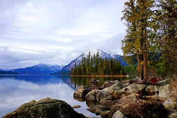 Lake Wenatchee Fall Reflection Light Snow in Mountains