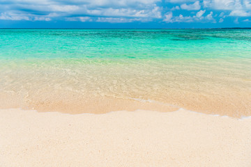 宮古島の海　Beautiful beach in Miyakojima Island, Okinawa.