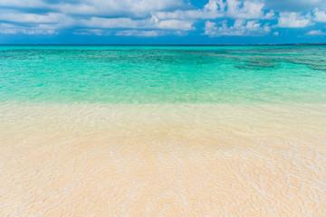 宮古島の海　Beautiful beach in Miyakojima Island, Okinawa.
